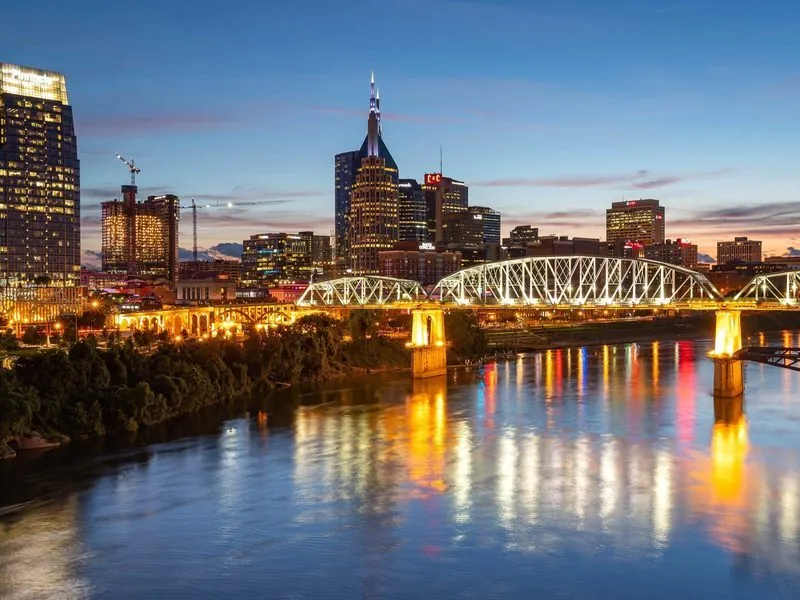 Nashville skyline at dusk